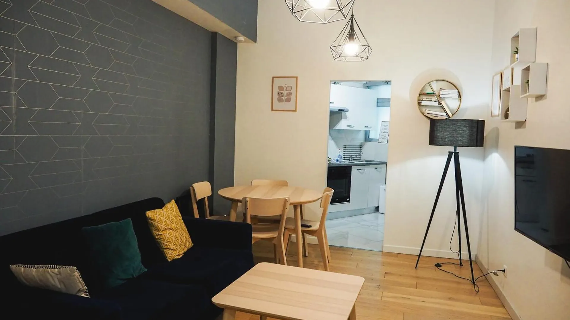 50 M2 Apartment Next To Montmartre Paris France